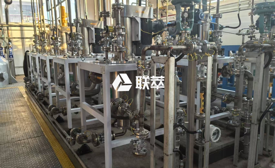 LC系列离心萃取机在枸橼酸托法替布合成工艺中的应用：从实验室到工业化的卓越实践