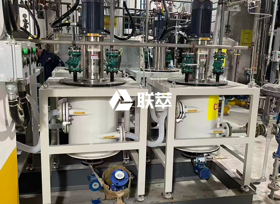 山东精细化工企业应用LC-350型离心萃取机