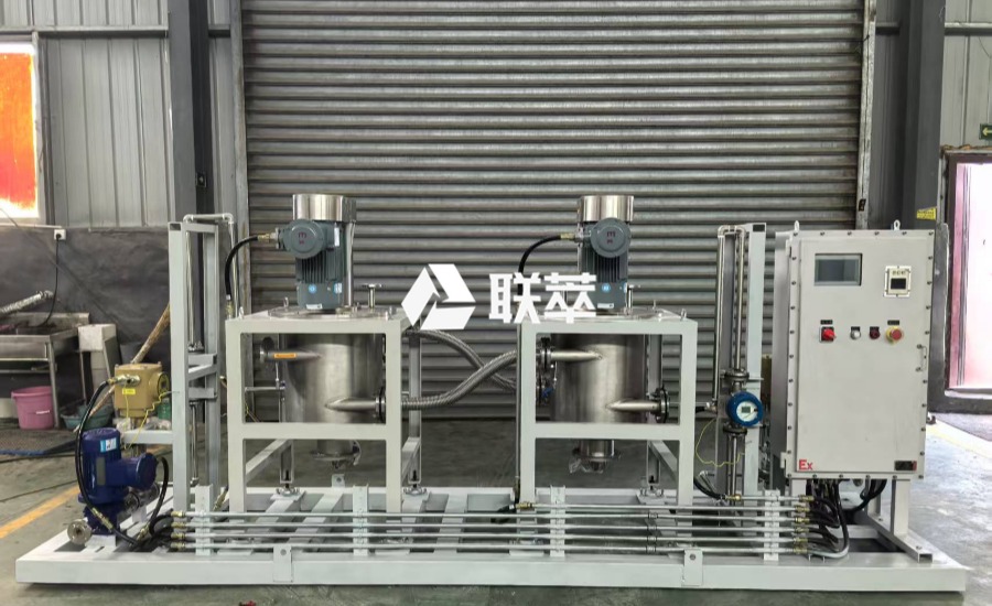 三唑酮萃取分离：山东联萃流体技术有限公司离心萃取机的卓越应用